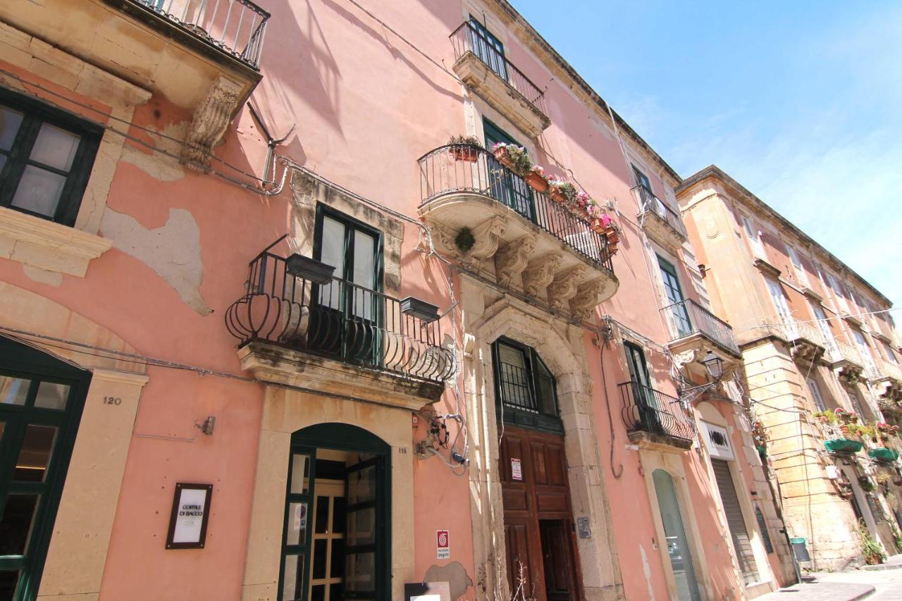 Апартаменты Casa Al Teatro Сиракузы Экстерьер фото